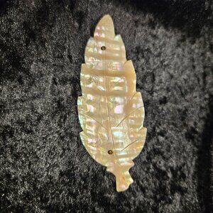 Vintage Mother of Pearl Leaf Pin